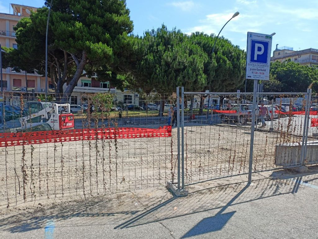 Lavori Piazza Garibaldi Parcheggi