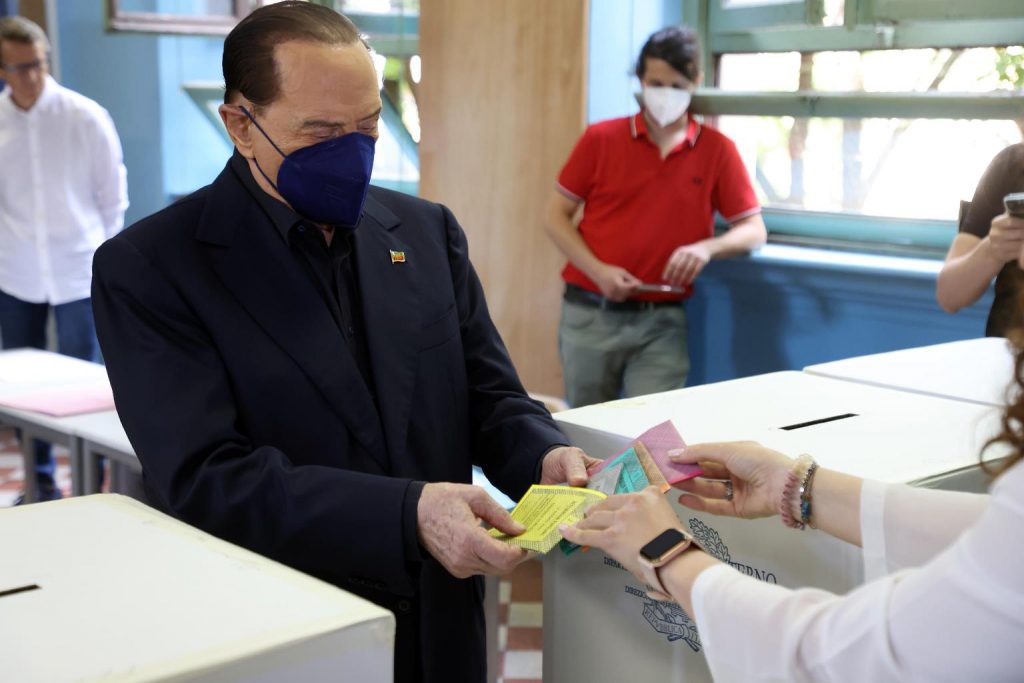 berlusconi voto 12 giugno