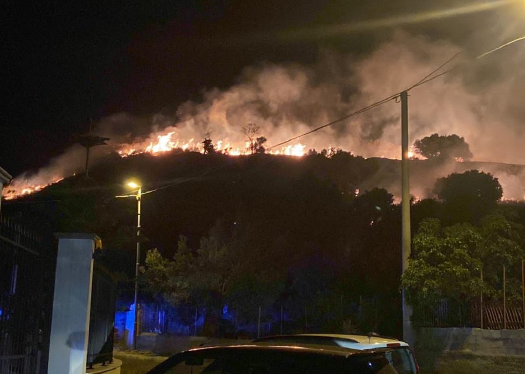 incendio reggio calabria