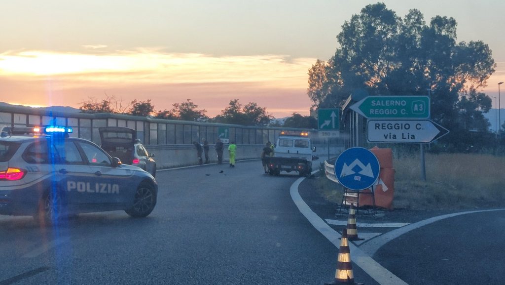 incidente raccordo reggio calabria