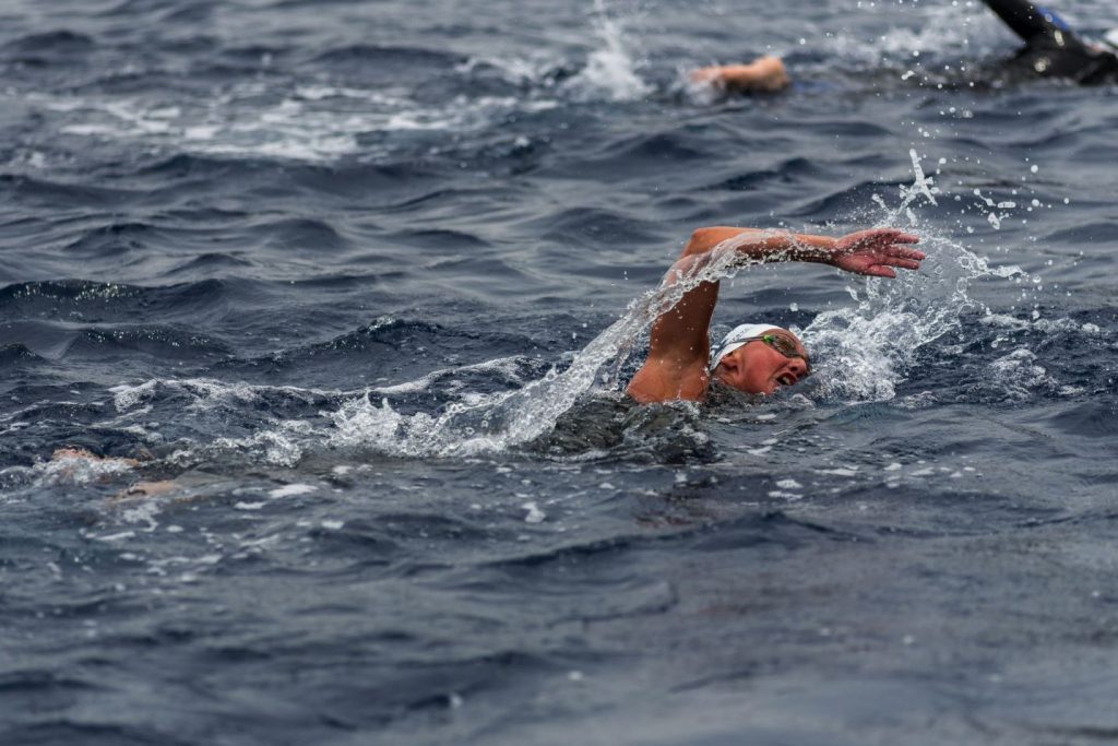 la tommy traversata dello stretto