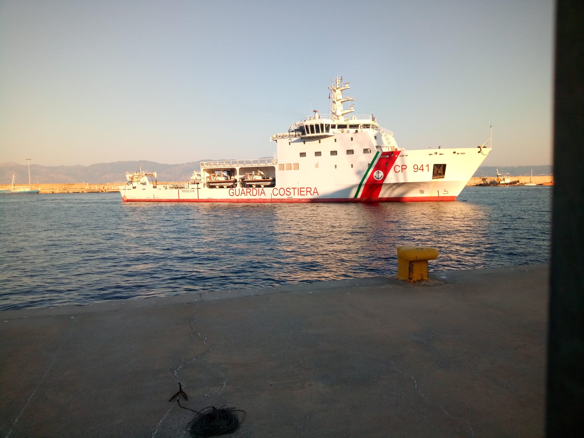 Arrivo migranti reggio calabria