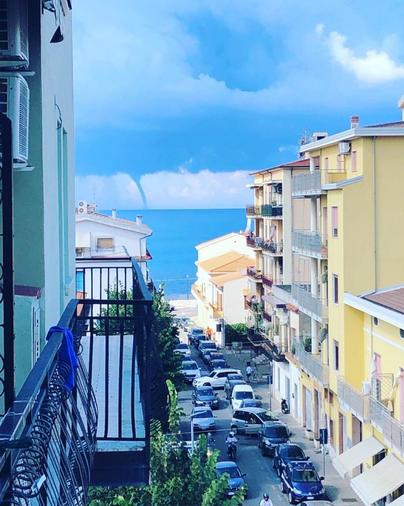 tornado basso tirreno 23 agosto 2022