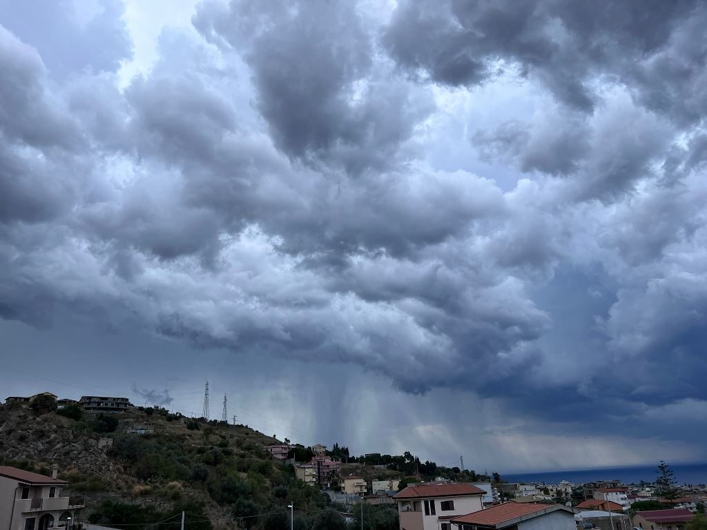 temporale reggio calabria 22 agosto 2022