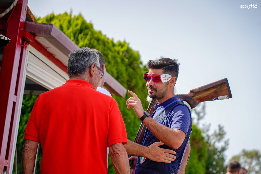 Antonio Passalacqua festeggia la vittoria