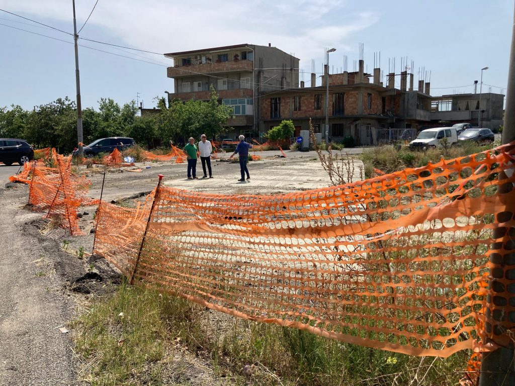 Reggio Calabria La Protesta Dei Cittadini Di Mosorrofa Qui La Situazione è Insostenibile Foto 1771