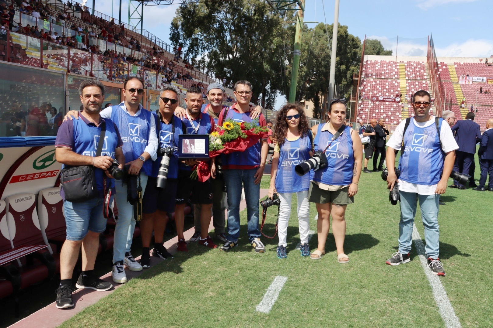 Reggina-Cittadella targa omaggio fotografo Fiorenza