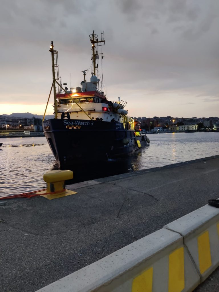 Sea-Watch sbarco migranti