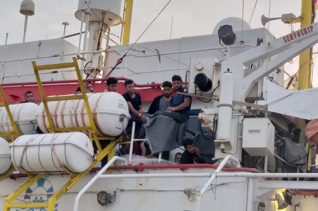 Sea-Watch sbarco migranti