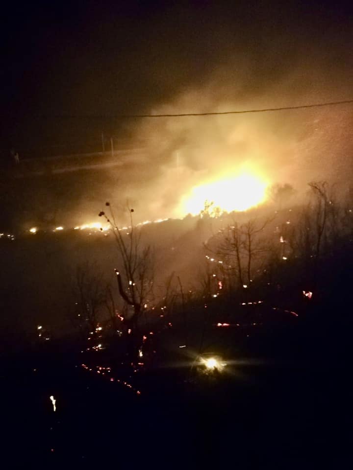 incendio sterpaglie tra bagnara e favazzina