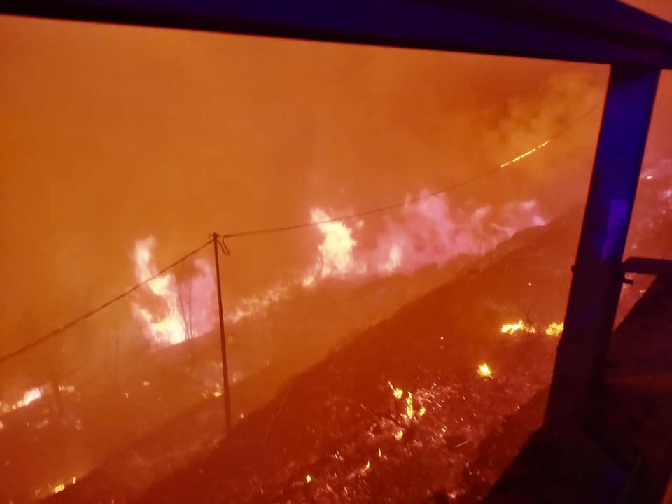 incendio sterpaglie tra bagnara e favazzina