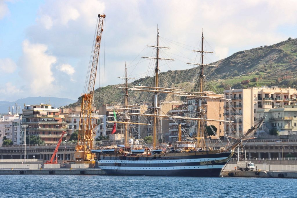 nave amerigo vespucci