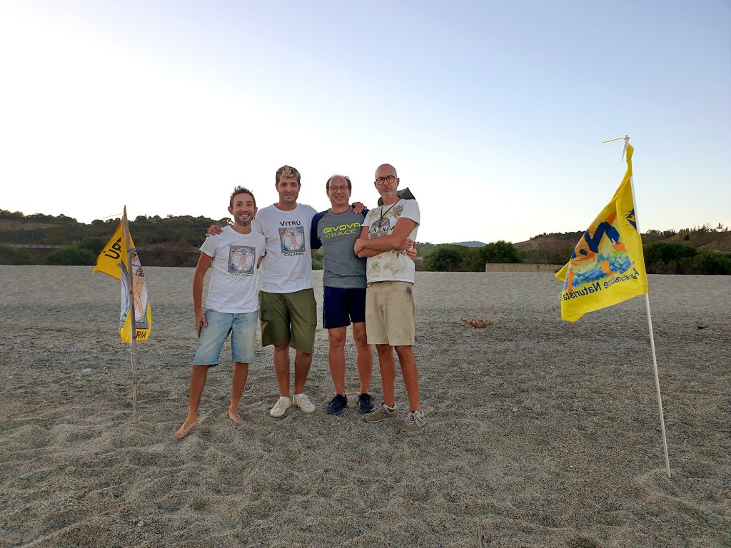 Pulizia Spiaggia Naturista Stignano