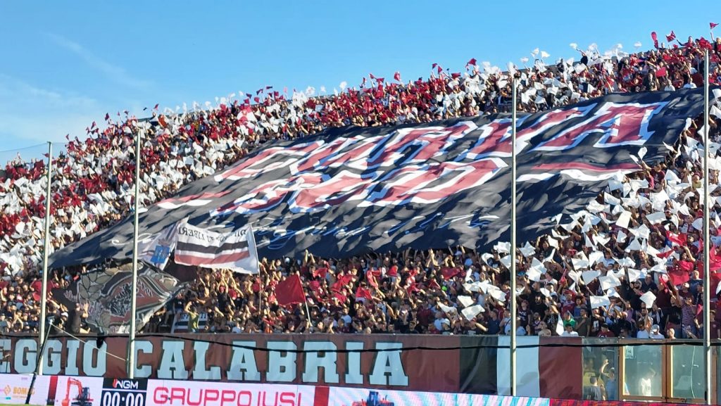 Reggina-Cosenza coreografia