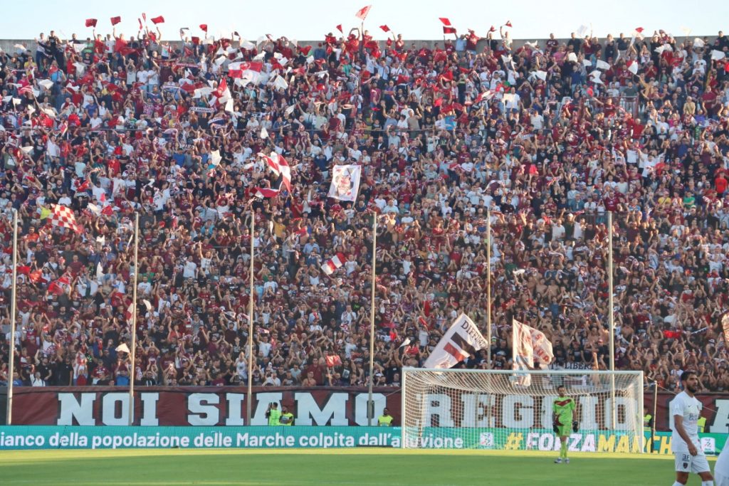 Reggina-Cosenza Curva Sud tifosi Granillo