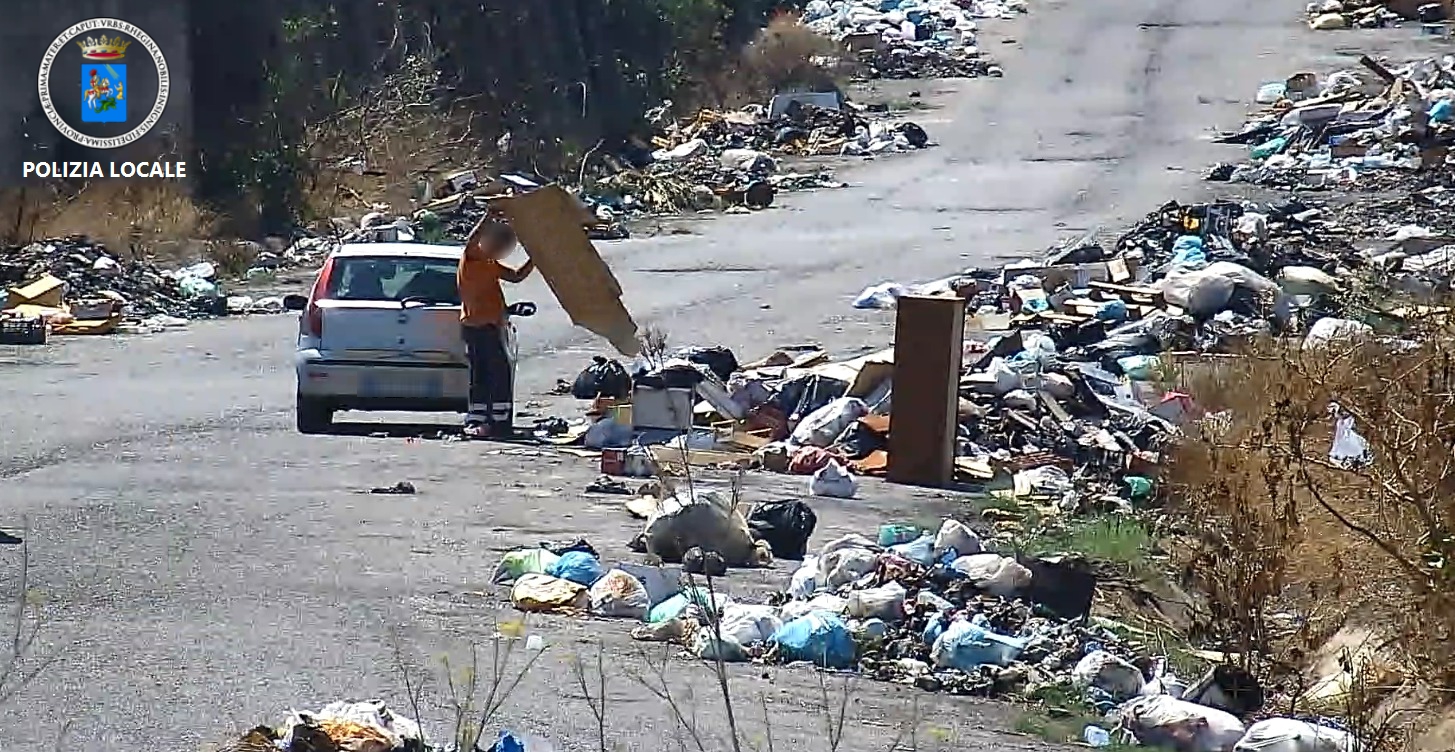 polizia locale reggio calabria rifiuti abbandonati