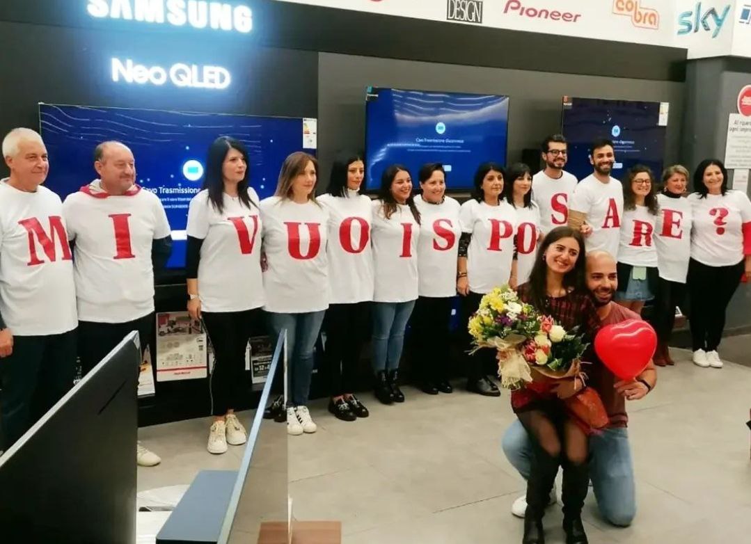 Proposta di matrimonio Mediaworld Reggio Calabria