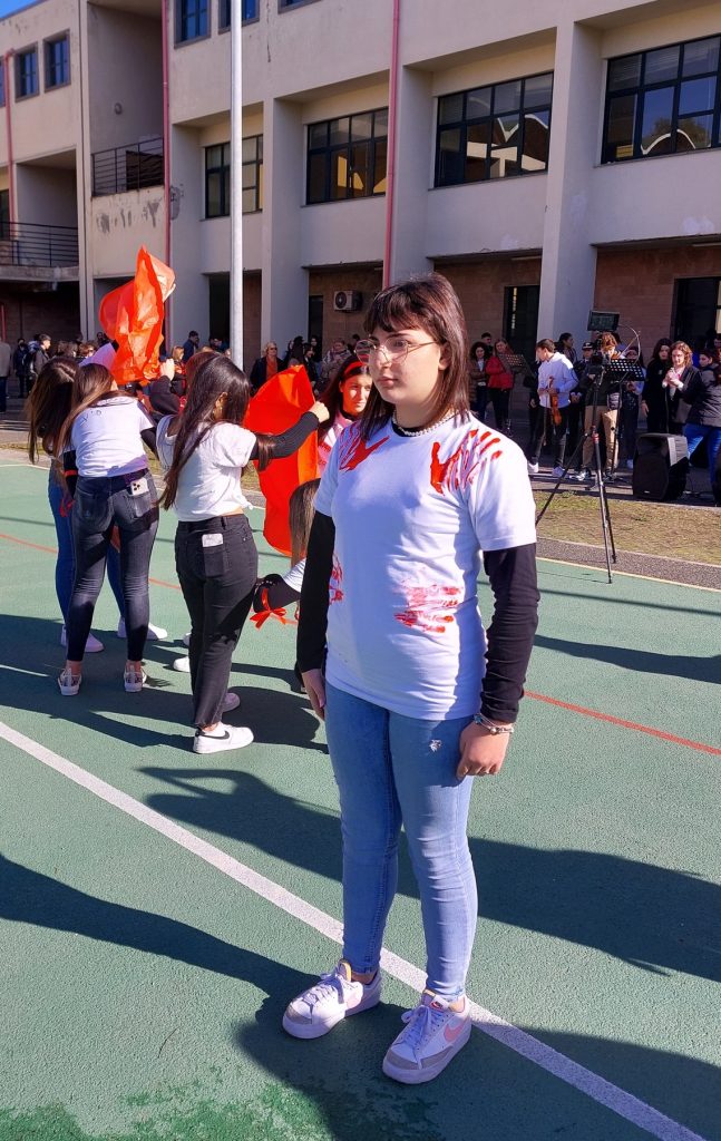 Scuola Pizi di Palmi iniziativa Giornata contro la violenza sulle donne