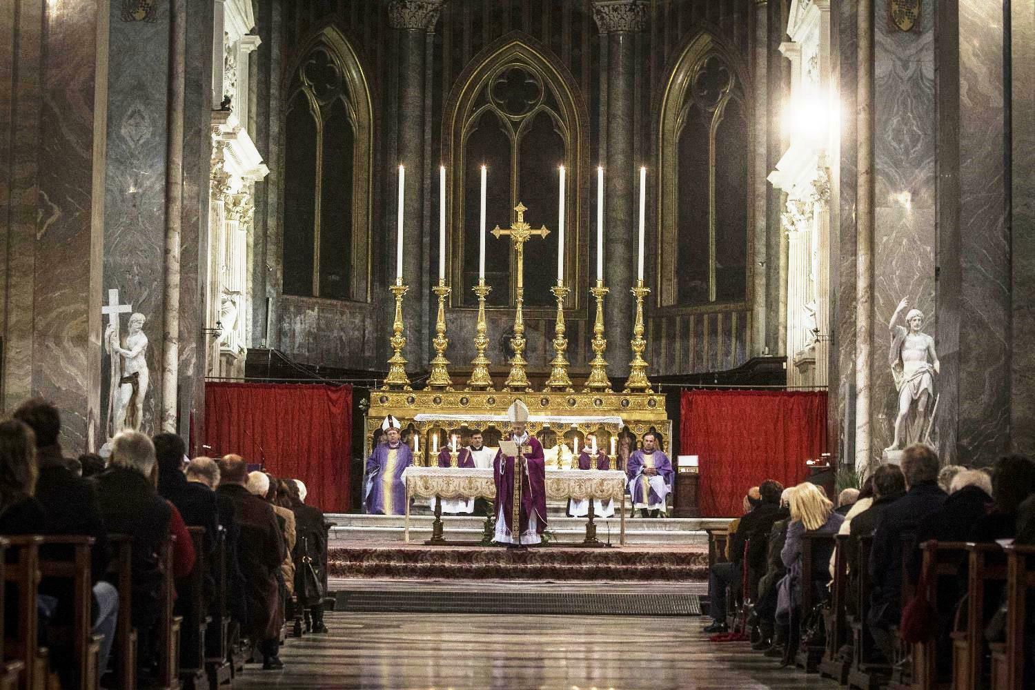 Non Suona La Sveglia Vescovo Non Celebra Messa Di Natale