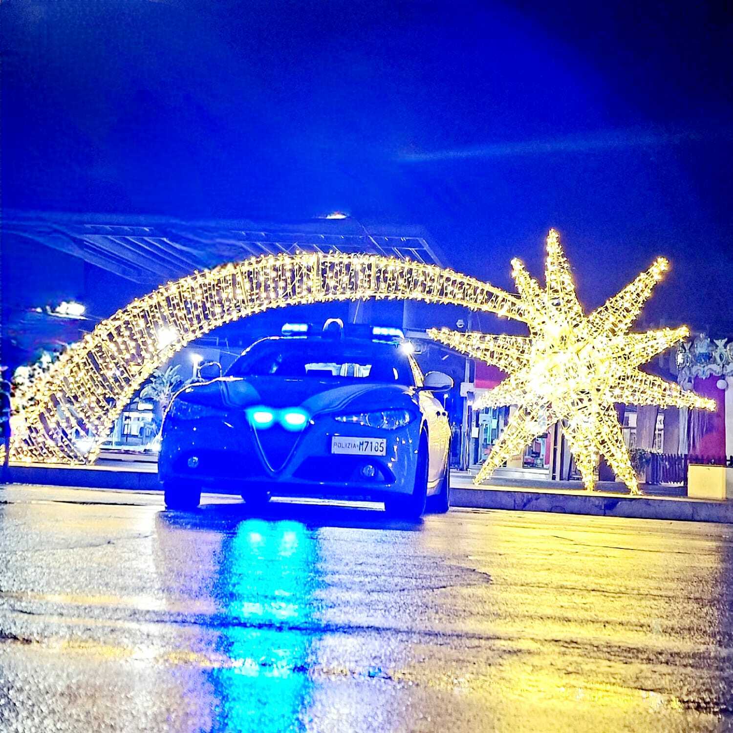 messina piazza cairoli natale polizia