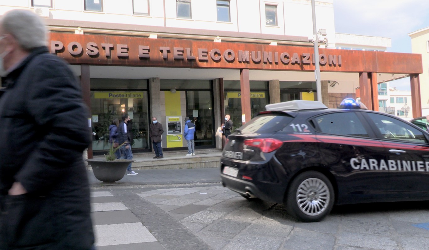 Carabinieri poste italiane