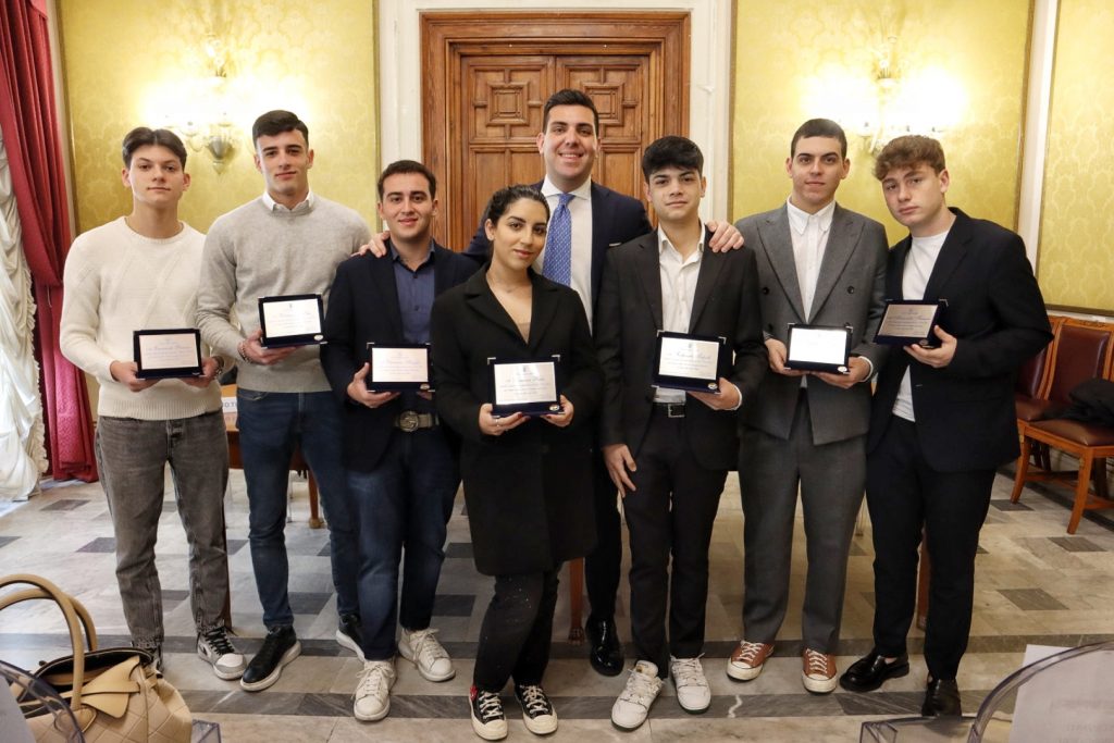 Premiazione ragazzi scuole Piria e Leonardo da Vinci