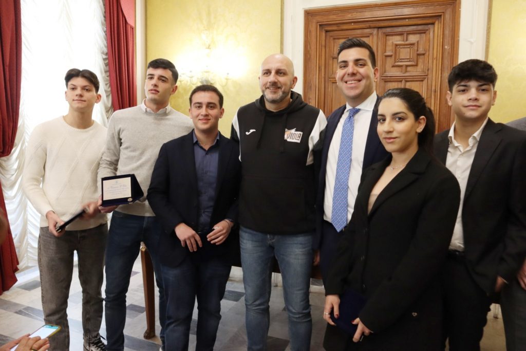 Premiazione ragazzi scuole Piria e Leonardo da Vinci