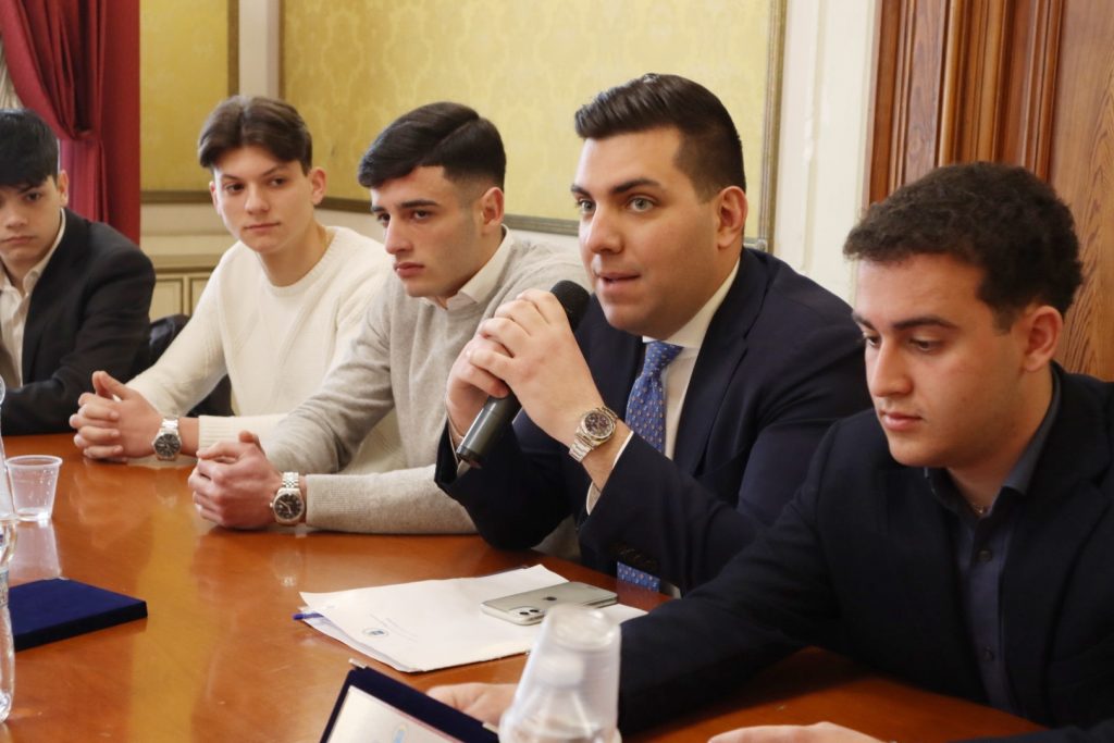 Premiazione ragazzi scuole Piria e Leonardo da Vinci