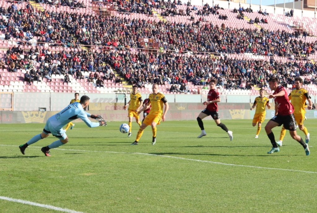 Reggina-Pisa parata Nicolas