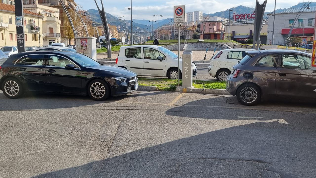 Ricarica macchine elettriche a Reggio Calabria