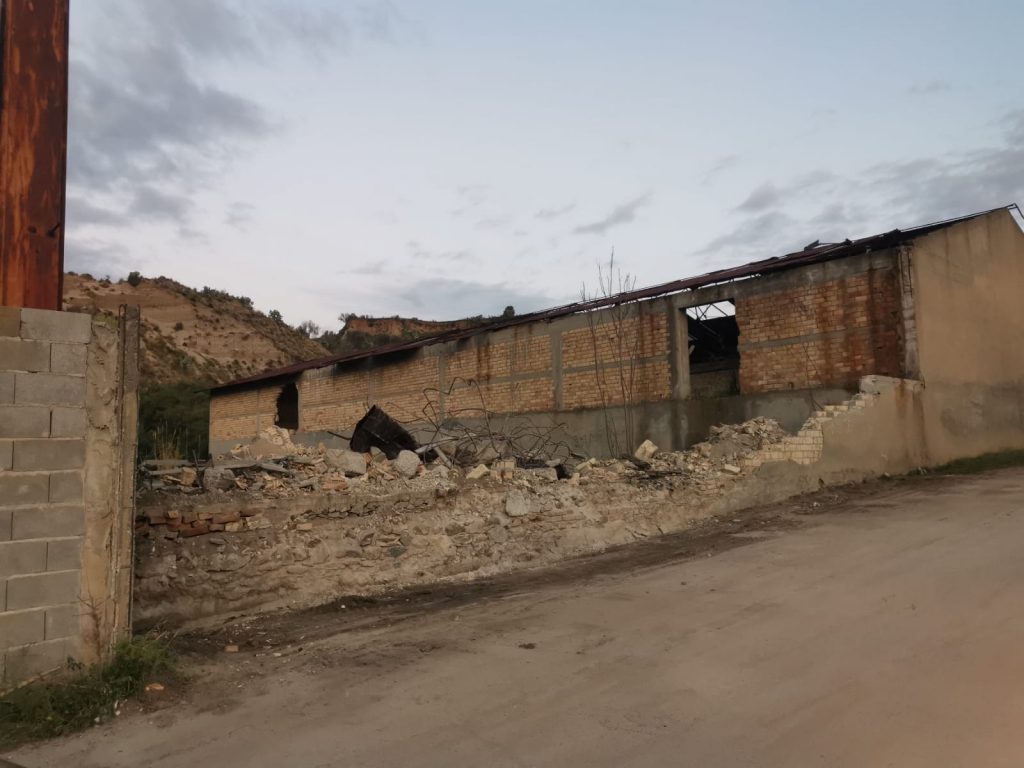 Ripulita strada dopo caduta muro a Bovetto, Reggio Calabria