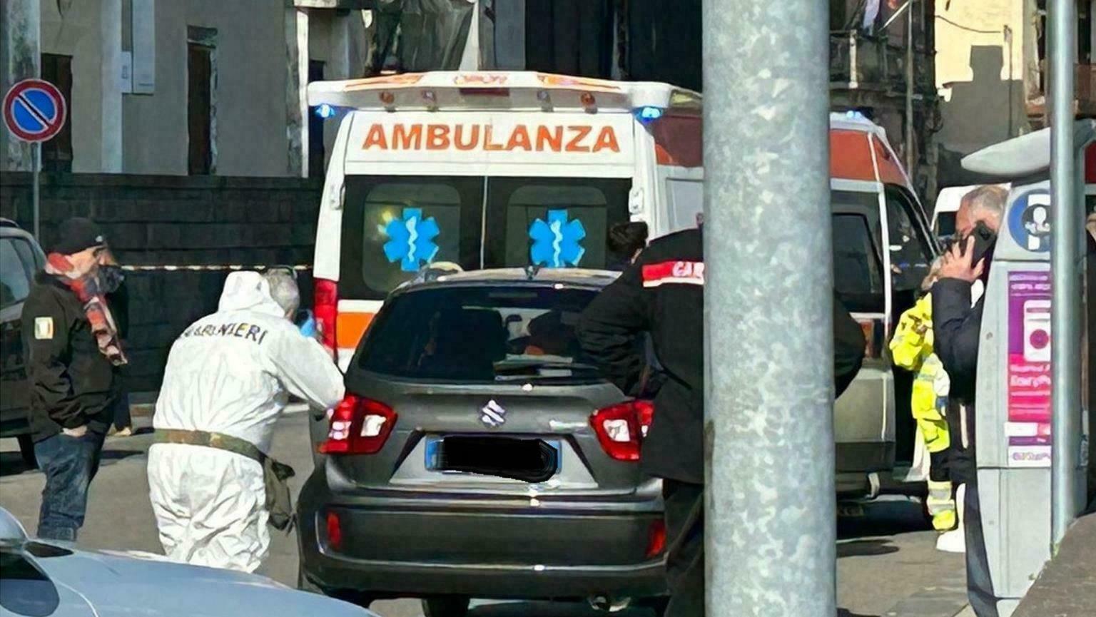 ambulanza donna morta