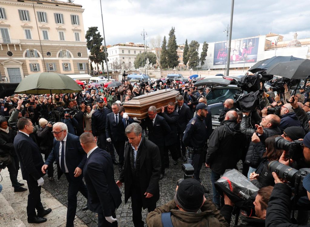 funerali maurizio costanzo