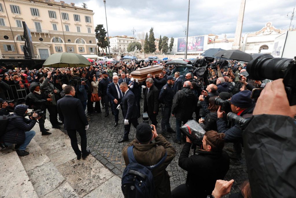 funerali maurizio costanzo