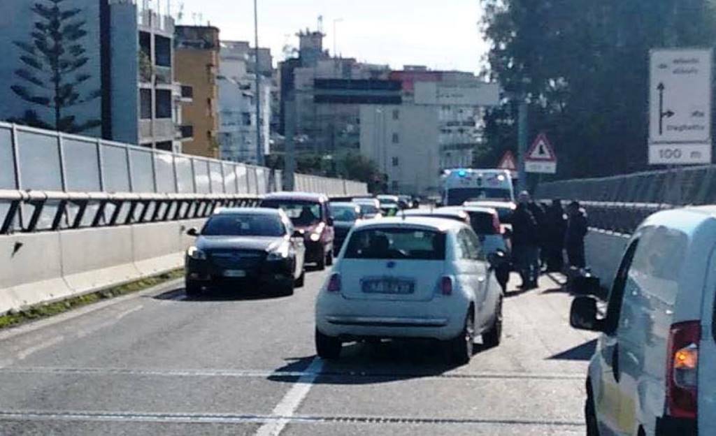 incidente sopraelevata porto