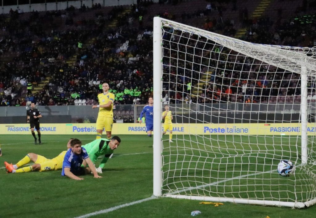 Italia-Ucraina al Granillo gol Colombo