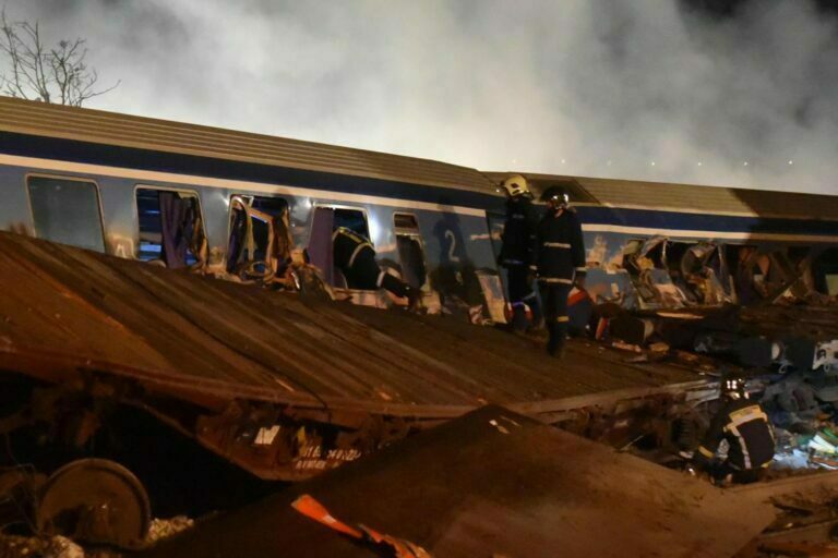 incidente treni grecia