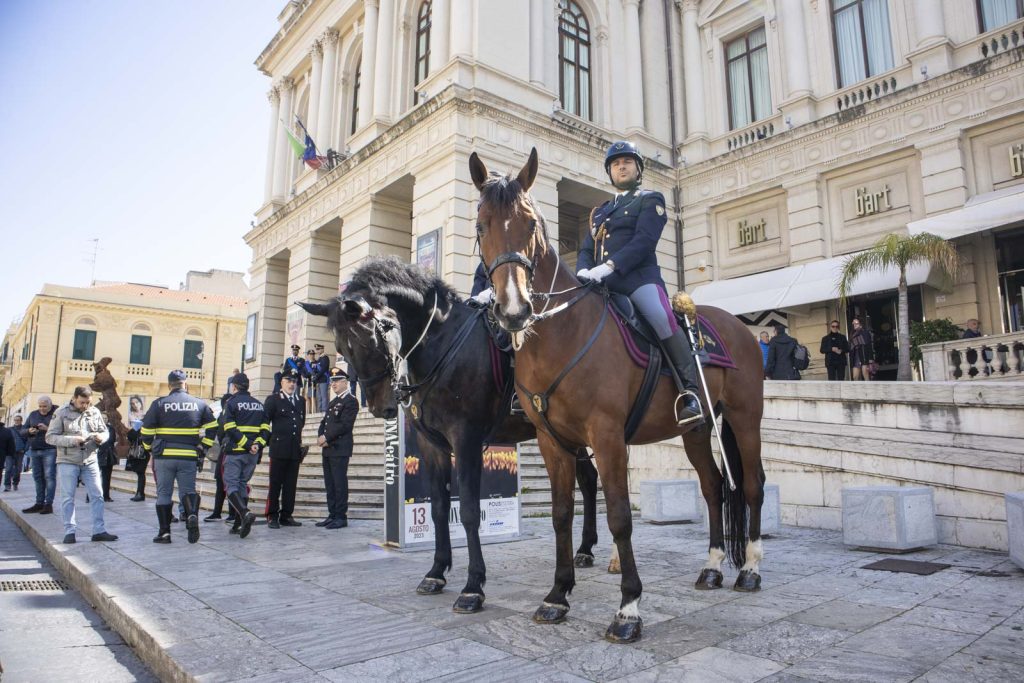 Anche a Reggio Calabria si celebra il 171° anniversario della fondazione  della Polizia di Stato