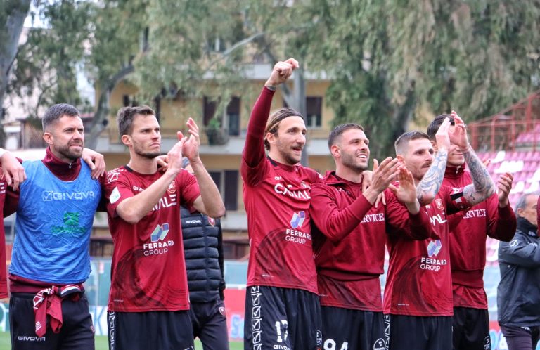 Reggina-Venezia festeggiamenti a fine gara