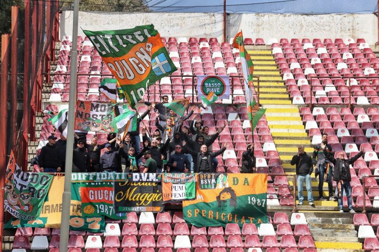 Reggina-Venezia tifosi ospiti