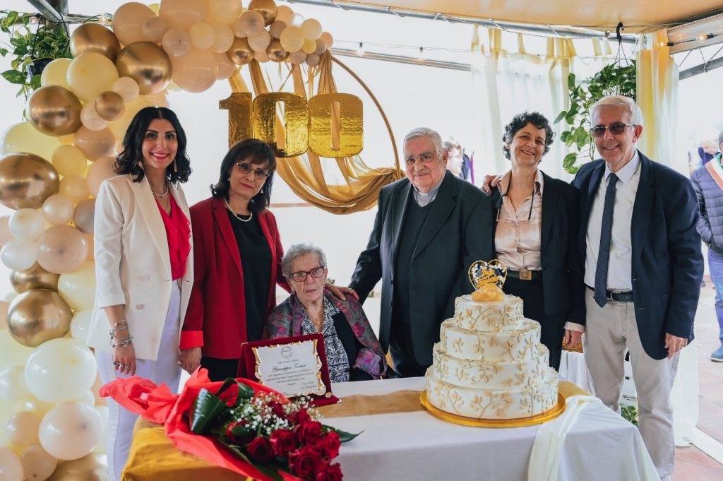 100 anni della Sig.na Zema Giuseppa