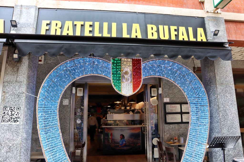 Peppone Fratelli La Bufala festeggia Scudetto Napoli