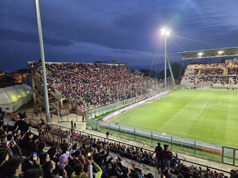 Reggina-Ascoli coreografia luci