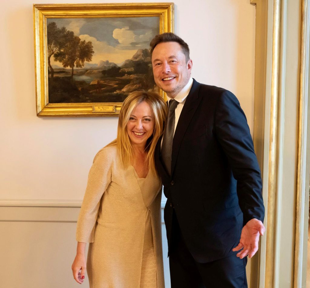 L'incontro tra il Presidente del Consiglio Giorgia Meloni ed Elon Musk a Palazzo Chigi