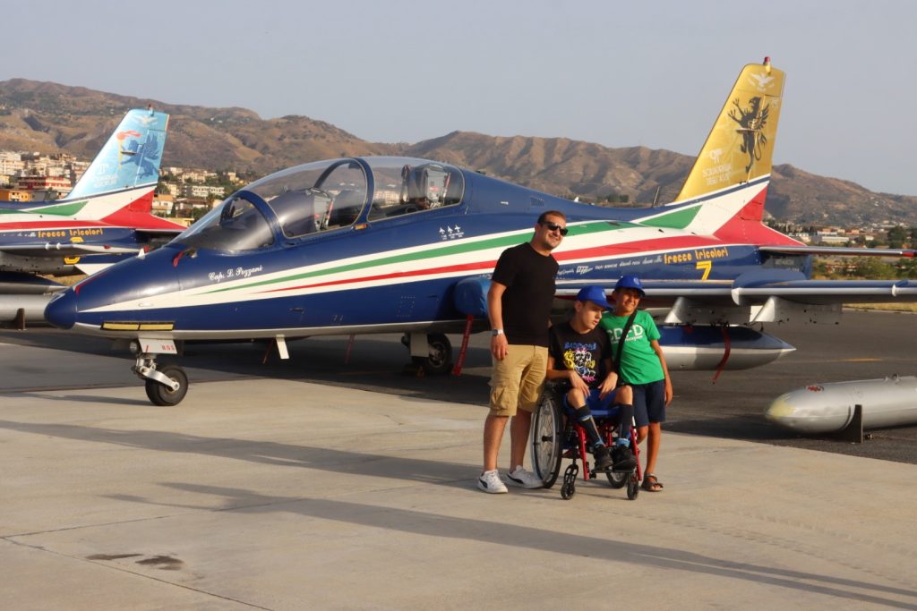 Aerei Frecce Tricolori iniziativa aeroclub dello Stretto