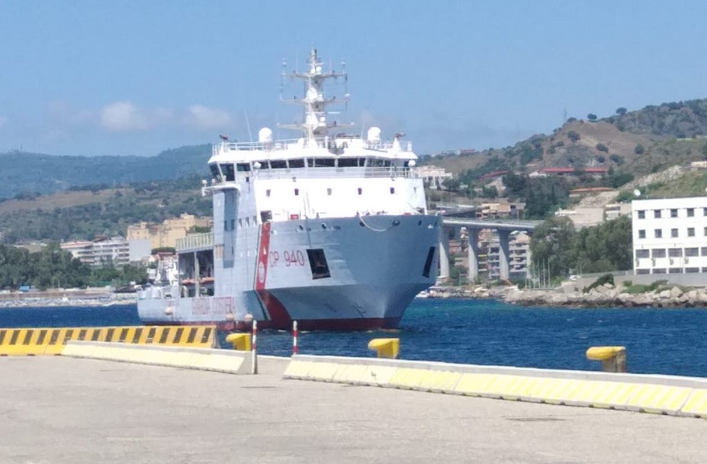 nave dattilo a Reggio