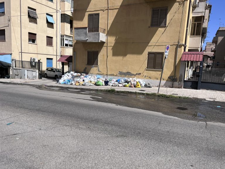 perdita acqua spazzatura via pola santa caterina