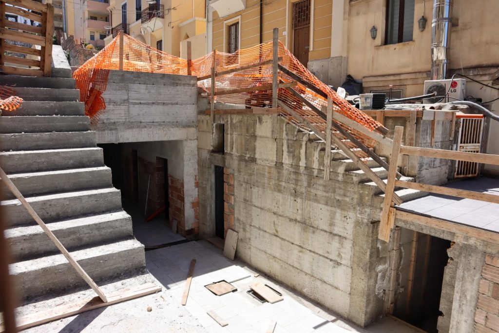 Cantiere fermo Tapis Roulant Reggio Calabria