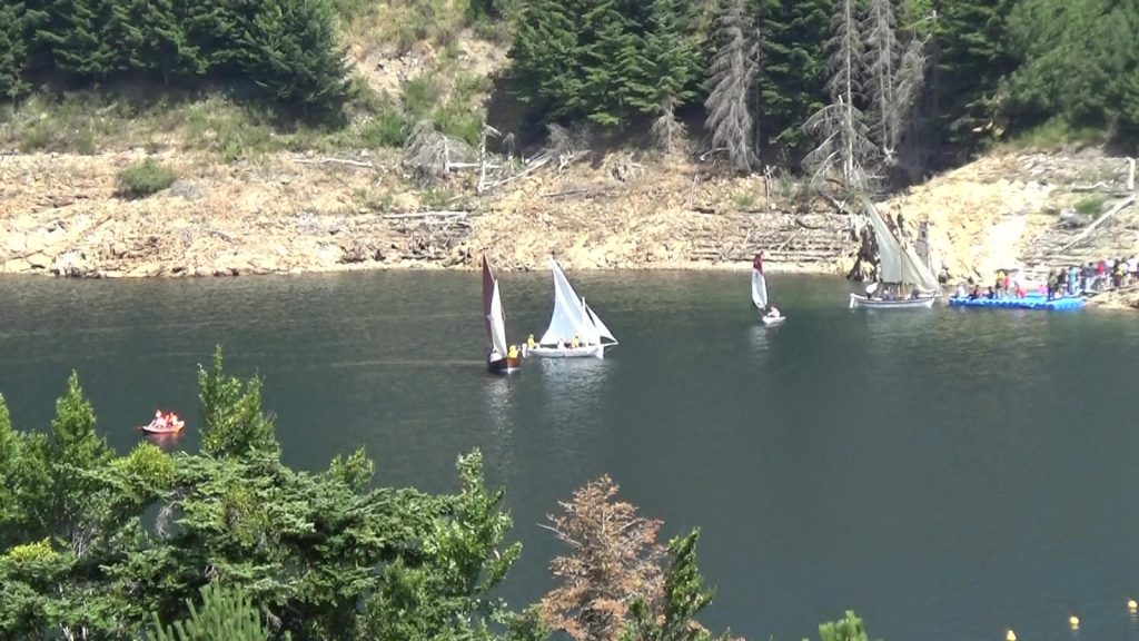 VELEGGIATA SUL LAGO DEL MENTA