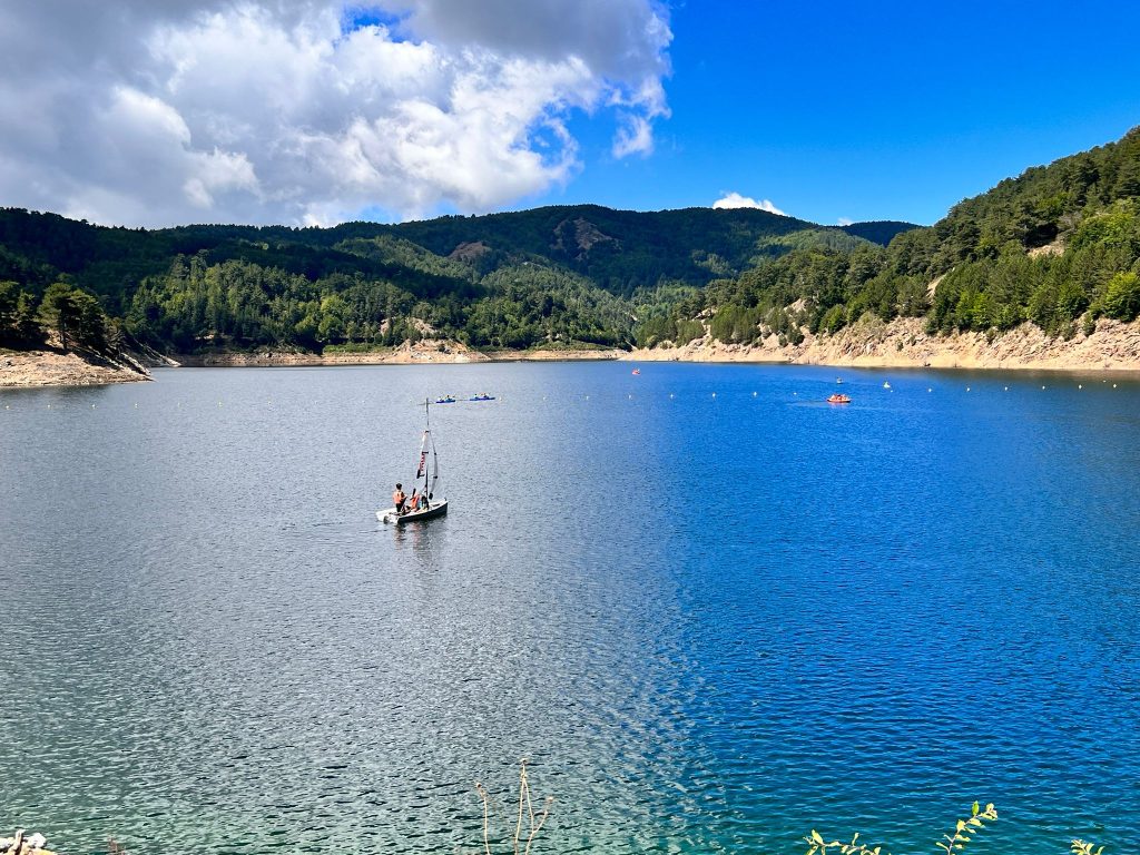 VELEGGIATA SUL LAGO DEL MENTA